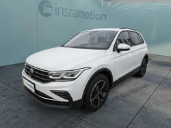 Weiß Gebraucht 2022 VW Tiguan Life SUV | 33.090 € (Fairer Preis)