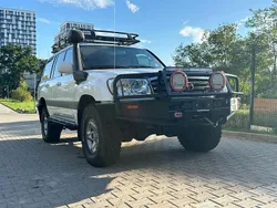 Weiß Gebraucht 2003 Toyota Land Cruiser SUV | 65.000 € (Teuer)