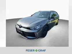 Diabasgrau metallic Gebraucht 2024 VW Passat Style Kombi | 38.990 € (Fairer Preis)