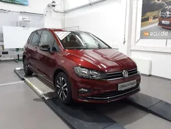 Rot Gebraucht 2019 VW Golf VII IQ Drive Kombi | 21.750 € (Fairer Preis)
