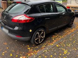 Schwarz Gebraucht 2011 Renault Mégane III Kleinwagen | 4.600 €