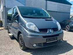 Grau Gebraucht 2015 Renault Trafic Van | 17.990 € (Teuer)