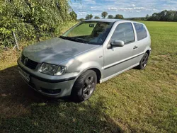 Silber Gebraucht 2001 VW Polo Basis Limousine | 799 € (Guter Preis)