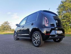 Schwarz Gebraucht 2022 VW e-up! Style Kleinwagen | 16.900 € (Fairer Preis)