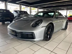 Silber metallic Gebraucht 2020 Porsche 911 Carrera Coupé | 114.999 € (Etwas zu teuer)