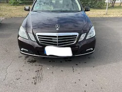 Braun Gebraucht 2009 Mercedes E350 Elegance Limousine | 13.350 € (Fairer Preis)