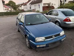 Blau Gebraucht 1997 VW Golf III Kleinwagen | 500 € (Superpreis)