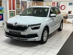 Weiß Gebraucht 2023 Skoda Kamiq Style SUV | 20.500 € (Guter Preis)