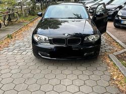 Schwarz Gebraucht 2010 BMW 120 Kleinwagen | 5.490 € (Fairer Preis)