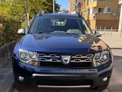 Blau Gebraucht 2015 Dacia Duster Celebration SUV | 8.700 € (Fairer Preis)
