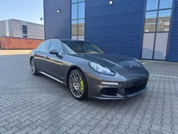 Grau Gebraucht 2013 Porsche Panamera S E-Hybrid Limousine | 23.990 € (Etwas zu teuer)