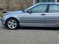 Grau Gebraucht 2004 BMW 316 Limousine | 900 € (Superpreis)