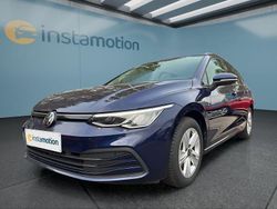 Blau Gebraucht 2023 VW Golf VIII Kombi | 22.499 € (Guter Preis)