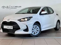 Weiss Gebraucht 2023 Toyota Yaris Comfort Kleinwagen | 13.790 € (Superpreis)