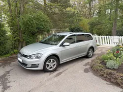 Silber Gebraucht 2014 VW Golf VII Comfortline Kombi | 6.999 € (Guter Preis)