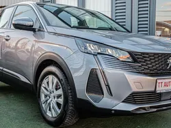 Grau Gebraucht 2022 Peugeot 3008 Active SUV | 20.499 € (Guter Preis)