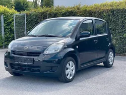 Schwarz Gebraucht 2011 Daihatsu Sirion Kleinwagen | 2.999 € (Etwas zu teuer)