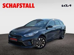 Grau ((h8g) pentametal met.) Gebraucht 2021 Kia Ceed Sportswagon Spirit Kombi | 18.979 € (Guter Preis)