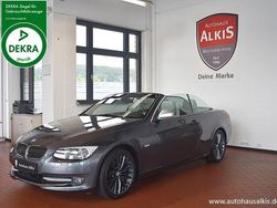 Grau Gebraucht 2012 BMW 320 Cabriolet Exclusive Cabrio | 17.999 € (Teuer)