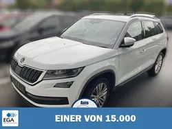 Weiß metallic Gebraucht 2017 Skoda Kodiaq Style SUV | 31.980 € (Etwas zu teuer)