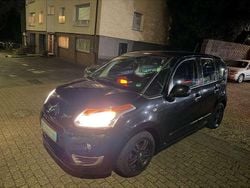 Farbe schwarz obsidien/metalli Gebraucht 2010 Citroën C3 Tendance Van / Kleinbus | 3.999 € (Fairer Preis)