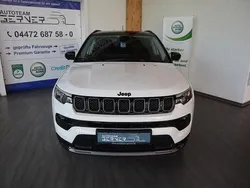 Weiß Gebraucht 2023 Jeep Compass SUV | 23.990 € (Guter Preis)