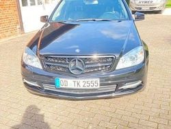 Schwarz Gebraucht 2010 Mercedes C350 Avantgarde Limousine | 7.990 € (Guter Preis)