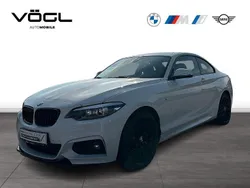 Weiß Gebraucht 2020 BMW 220 Performance Coupé | 29.480 € (Fairer Preis)
