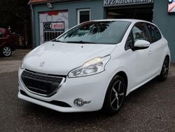 Weiß Gebraucht 2013 Peugeot 208 Active Kleinwagen | 4.295 € (Guter Preis)