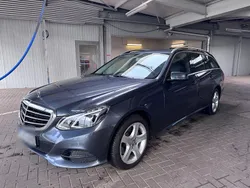 Grau Gebraucht 2015 Mercedes E300 Kombi | 20.990 € (Teuer)