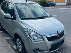 Silber Gebraucht 2009 Opel Agila Limousine | 2.000 € (Fairer Preis)