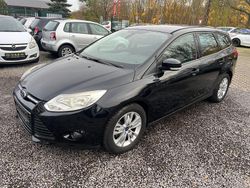 Schwarz Gebraucht 2014 Ford Focus Trend Kombi | 4.950 € (Guter Preis)