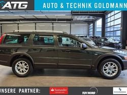 Cedar green pearl / metallic e Gebraucht 2006 Volvo XC70 Summum SUV | 7.950 € (Teuer)