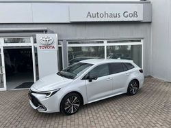 Grau Gebraucht 2025 Toyota Corolla Kombi | 35.850 € (Teuer)