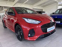 Formal red Gebraucht 2024 Mazda 2 Homura-Line Kleinwagen | 25.990 € (Etwas zu teuer)