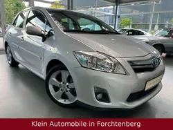 Silber Gebraucht 2011 Toyota Auris Hybrid Executive Limousine | 9.480 € (Fairer Preis)