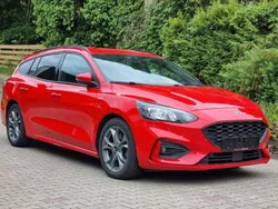 Rot Gebraucht 2020 Ford Focus ST-Line Kombi | 16.589 € (Guter Preis)