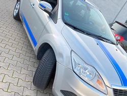 Silber Gebraucht 2010 Ford Focus Kombi | 2.000 € (Guter Preis)