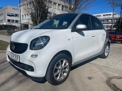 Weiß Gebraucht 2015 Smart ForFour Basis Limousine | 10.740 € (Fairer Preis)