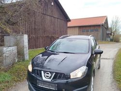 Schwarz Gebraucht 2011 Nissan Qashqai +2 SUV | 6.100 € (Guter Preis)