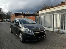 Grau Gebraucht 2016 Peugeot 208 Active Kleinwagen | 6.000 € (Guter Preis)