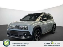 Kumulusblau mit sch Neu 2025 Renault 4 E-Tech Komfort SUV | 35.990 €