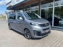 Grau Gebraucht 2019 Opel Zafira Tourer Van / Kleinbus | 34.990 €
