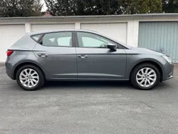 Grau Gebraucht 2013 Seat Leon Style Limousine | 7.999 € (Teuer)