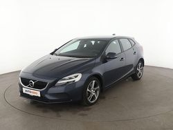 Blau Gebraucht 2018 Volvo V40 Momentum Kombi | 17.320 € (Fairer Preis)