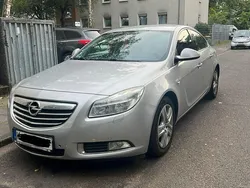 Silber Gebraucht 2009 Opel Insignia Limousine | 2.200 €
