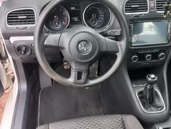 Weiß Gebraucht 2011 VW Golf VI Trendline Kombi | 2.900 € (Superpreis)