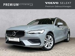 Grau Gebraucht 2024 Volvo V60 Kombi | 35.490 € (Superpreis)