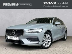 Grau Gebraucht 2024 Volvo V60 Kombi | 35.890 € (Superpreis)