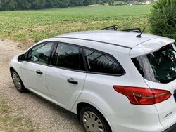 Weiß Gebraucht 2017 Ford Focus Ambiente Kombi | 6.000 € (Guter Preis)